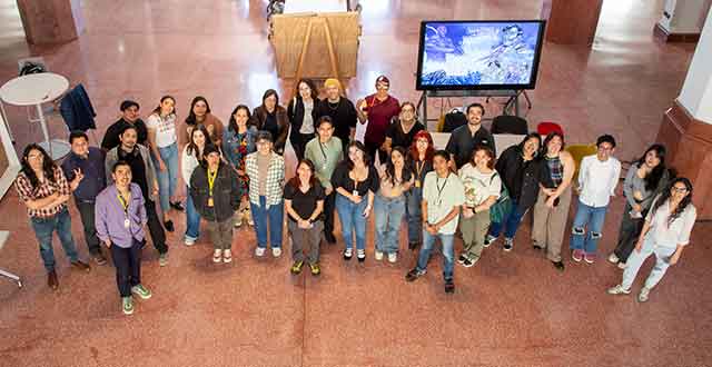 Foto grupal de miembros de las comunidades y personal del LabNL que participaron en el Día del Patrimonio